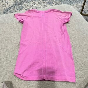Lululemon Swiftly Tech Short Sleeve